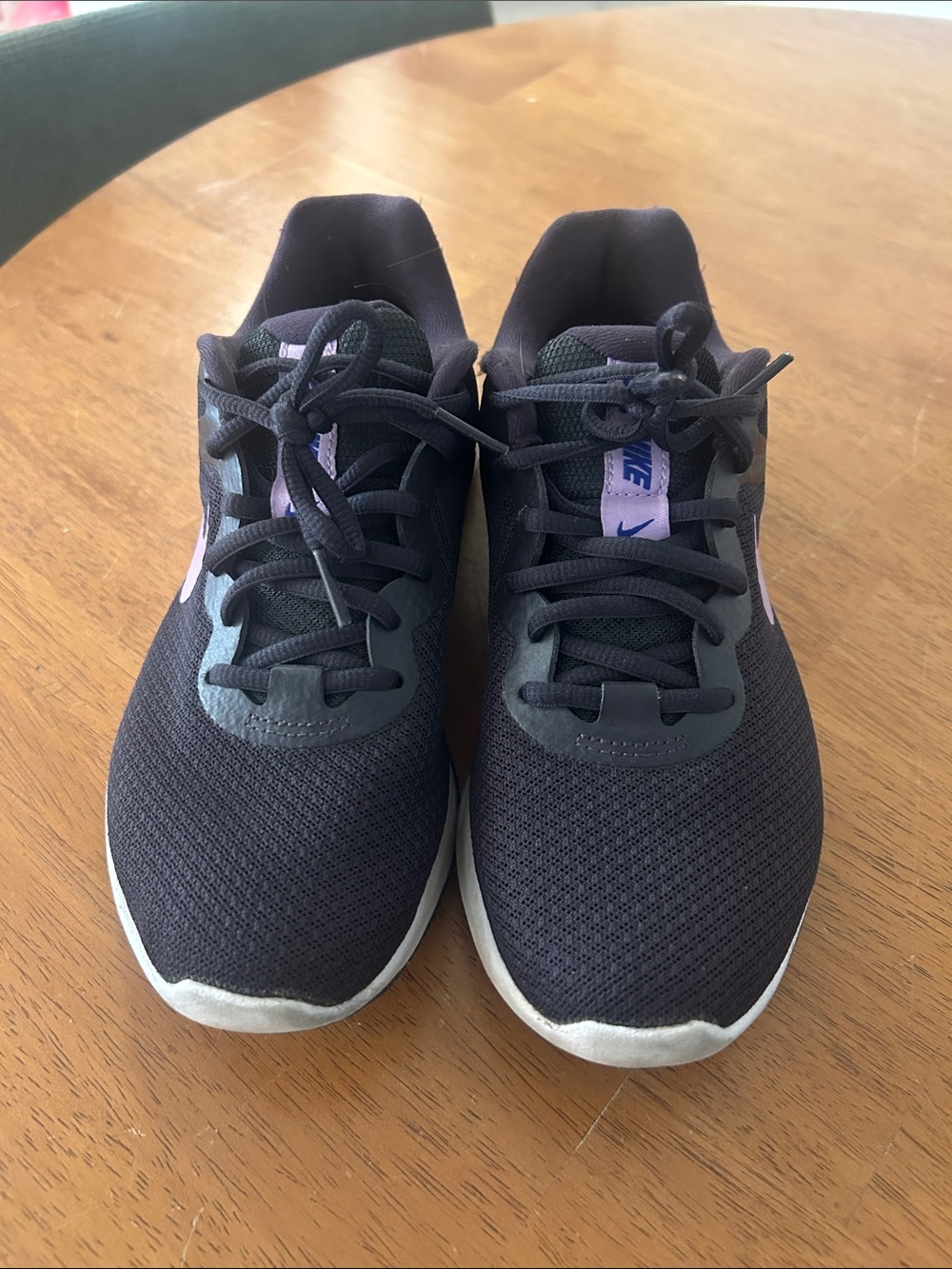Nike Women’s Purple Sneakers with Purple Accents